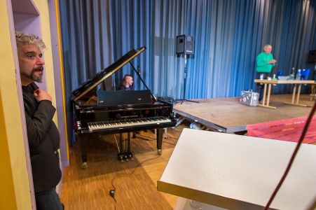 19. Europäische Kinder- und Jugendbuchmesse Saarbrücken - SAmstag.
Foto: Oliver Dietze
--
Veroeffentlichung nur nach vorheriger Honorar-Vereinbarung und mit Namensnennung.
Oliver Dietze // +49-(0)177-9761996 // post@oliverdietze.de // USt-ID DE262797891