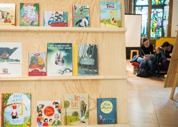 19. Europäische Kinder- und Jugendbuchmesse Saarbrücken - SAmstag.
Foto: Oliver Dietze
--
Veroeffentlichung nur nach vorheriger Honorar-Vereinbarung und mit Namensnennung.
Oliver Dietze // +49-(0)177-9761996 // post@oliverdietze.de // USt-ID DE262797891
