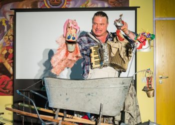 19. Europäische Kinder- und Jugendbuchmesse Saarbrücken - SAmstag.
Foto: Oliver Dietze
--
Veroeffentlichung nur nach vorheriger Honorar-Vereinbarung und mit Namensnennung.
Oliver Dietze // +49-(0)177-9761996 // post@oliverdietze.de // USt-ID DE262797891