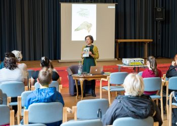 19. Europäische Kinder- und Jugendbuchmesse Saarbrücken - SAmstag.
Foto: Oliver Dietze
--
Veroeffentlichung nur nach vorheriger Honorar-Vereinbarung und mit Namensnennung.
Oliver Dietze // +49-(0)177-9761996 // post@oliverdietze.de // USt-ID DE262797891