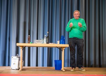 19. Europäische Kinder- und Jugendbuchmesse Saarbrücken - SAmstag.
Foto: Oliver Dietze
--
Veroeffentlichung nur nach vorheriger Honorar-Vereinbarung und mit Namensnennung.
Oliver Dietze // +49-(0)177-9761996 // post@oliverdietze.de // USt-ID DE262797891