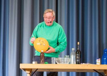 19. Europäische Kinder- und Jugendbuchmesse Saarbrücken - SAmstag.
Foto: Oliver Dietze
--
Veroeffentlichung nur nach vorheriger Honorar-Vereinbarung und mit Namensnennung.
Oliver Dietze // +49-(0)177-9761996 // post@oliverdietze.de // USt-ID DE262797891
