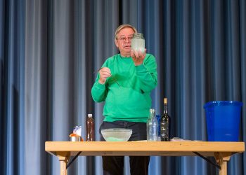 19. Europäische Kinder- und Jugendbuchmesse Saarbrücken - SAmstag.
Foto: Oliver Dietze
--
Veroeffentlichung nur nach vorheriger Honorar-Vereinbarung und mit Namensnennung.
Oliver Dietze // +49-(0)177-9761996 // post@oliverdietze.de // USt-ID DE262797891