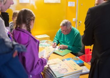 19. Europäische Kinder- und Jugendbuchmesse Saarbrücken - SAmstag.
Foto: Oliver Dietze
--
Veroeffentlichung nur nach vorheriger Honorar-Vereinbarung und mit Namensnennung.
Oliver Dietze // +49-(0)177-9761996 // post@oliverdietze.de // USt-ID DE262797891