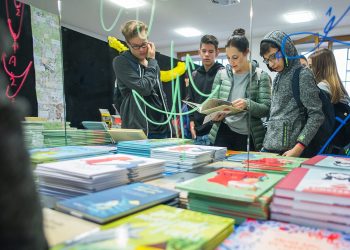 19. Europäische Kinder- und Jugendbuchmesse Saarbrücken - Tag 1.
Foto: Oliver Dietze
--
Veroeffentlichung nur nach vorheriger Honorar-Vereinbarung und mit Namensnennung.
Oliver Dietze // +49-(0)177-9761996 // post@oliverdietze.de // USt-ID DE262797891