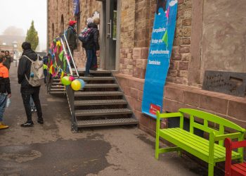 21. Europäische Kinder- und Jugendbuchmesse Saarbrücken:
Impressionen.
Foto: Oliver Dietze
--
Veroeffentlichung nur nach vorheriger Honorar-Vereinbarung und mit Namensnennung.
Oliver Dietze // +49-(0)177-9761996 // post@oliverdietze.de // USt-ID DE262797891