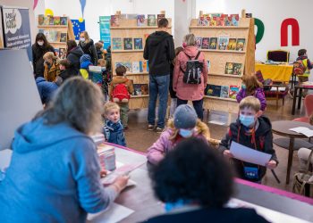 21. Europäische Kinder- und Jugendbuchmesse Saarbrücken:
Impressionen.
Foto: Oliver Dietze
--
Veroeffentlichung nur nach vorheriger Honorar-Vereinbarung und mit Namensnennung.
Oliver Dietze // +49-(0)177-9761996 // post@oliverdietze.de // USt-ID DE262797891