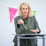 21. Europäische Kinder- und Jugendbuchmesse Saarbrücken:
Eröffnung. Kulturdezernentin Sabine Dengel spricht zu den Gästen.
Foto: Oliver Dietze
--
Veroeffentlichung nur nach vorheriger Honorar-Vereinbarung und mit Namensnennung.
Oliver Dietze // +49-(0)177-9761996 // post@oliverdietze.de // USt-ID DE262797891