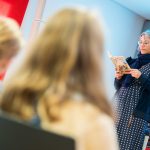 21. Europäische Kinder- und Jugendbuchmesse Saarbrücken:
Die Autorin Juma Kliebenstein liest in der Stiftung Demokratie Saarland aus ihrem Buch "7 Tage sturmfrei".
Foto: Oliver Dietze
--
Veroeffentlichung nur nach vorheriger Honorar-Vereinbarung und mit Namensnennung.
Oliver Dietze // +49-(0)177-9761996 // post@oliverdietze.de // USt-ID DE262797891