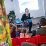 21. Europäische Kinder- und Jugendbuchmesse Saarbrücken:
Stefanie Harjes liest aus "Der Stein und das Meer".
Foto: Oliver Dietze
--
Veroeffentlichung nur nach vorheriger Honorar-Vereinbarung und mit Namensnennung.
Oliver Dietze // +49-(0)177-9761996 // post@oliverdietze.de // USt-ID DE262797891