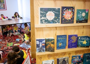 Am 11.10.2023 begann die 23. Europäische Kinder- und Jugendbuchmesse in Saarbrücken.
Foto: Oliver Dietze
--
Veroeffentlichung nur nach vorheriger Honorar-Vereinbarung und mit Namensnennung.
Oliver Dietze // +49-(0)177-9761996 // post@oliverdietze.de // USt-ID DE262797891