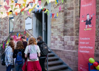 Am 11.10.2023 begann die 23. Europäische Kinder- und Jugendbuchmesse in Saarbrücken.
Foto: Oliver Dietze
--
Veroeffentlichung nur nach vorheriger Honorar-Vereinbarung und mit Namensnennung.
Oliver Dietze // +49-(0)177-9761996 // post@oliverdietze.de // USt-ID DE262797891