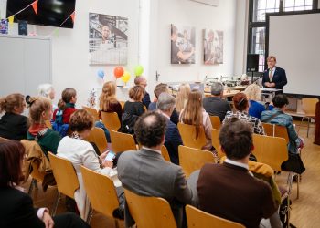 Am 11.10.2023 begann die 23. Europäische Kinder- und Jugendbuchmesse in Saarbrücken.
Foto: Oliver Dietze
--
Veroeffentlichung nur nach vorheriger Honorar-Vereinbarung und mit Namensnennung.
Oliver Dietze // +49-(0)177-9761996 // post@oliverdietze.de // USt-ID DE262797891
