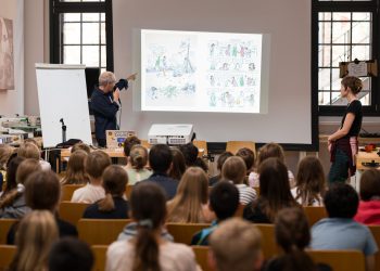 Am 11.10.2023 begann die 23. Europäische Kinder- und Jugendbuchmesse in Saarbrücken.
Foto: Oliver Dietze
--
Veroeffentlichung nur nach vorheriger Honorar-Vereinbarung und mit Namensnennung.
Oliver Dietze // +49-(0)177-9761996 // post@oliverdietze.de // USt-ID DE262797891