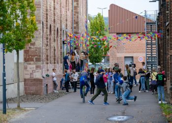 Am 11.10.2023 begann die 23. Europäische Kinder- und Jugendbuchmesse in Saarbrücken.
Foto: Oliver Dietze
--
Veroeffentlichung nur nach vorheriger Honorar-Vereinbarung und mit Namensnennung.
Oliver Dietze // +49-(0)177-9761996 // post@oliverdietze.de // USt-ID DE262797891