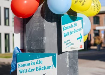 Am 11.10.2023 begann die 23. Europäische Kinder- und Jugendbuchmesse in Saarbrücken.
Foto: Oliver Dietze
--
Veroeffentlichung nur nach vorheriger Honorar-Vereinbarung und mit Namensnennung.
Oliver Dietze // +49-(0)177-9761996 // post@oliverdietze.de // USt-ID DE262797891