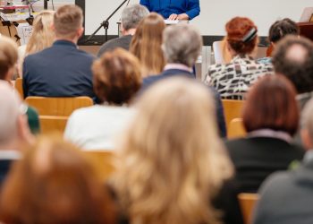 Am 11.10.2023 begann die 23. Europäische Kinder- und Jugendbuchmesse in Saarbrücken.
Foto: Oliver Dietze
--
Veroeffentlichung nur nach vorheriger Honorar-Vereinbarung und mit Namensnennung.
Oliver Dietze // +49-(0)177-9761996 // post@oliverdietze.de // USt-ID DE262797891