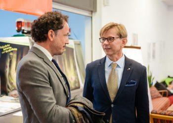 Am 11.10.2023 begann die 23. Europäische Kinder- und Jugendbuchmesse in Saarbrücken.
Foto: Oliver Dietze
--
Veroeffentlichung nur nach vorheriger Honorar-Vereinbarung und mit Namensnennung.
Oliver Dietze // +49-(0)177-9761996 // post@oliverdietze.de // USt-ID DE262797891
