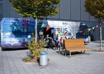 Am 11.10.2023 begann die 23. Europäische Kinder- und Jugendbuchmesse in Saarbrücken.
Foto: Oliver Dietze
--
Veroeffentlichung nur nach vorheriger Honorar-Vereinbarung und mit Namensnennung.
Oliver Dietze // +49-(0)177-9761996 // post@oliverdietze.de // USt-ID DE262797891