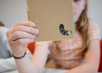 Am 11.10.2023 begann die 23. Europäische Kinder- und Jugendbuchmesse in Saarbrücken.
Foto: Oliver Dietze
--
Veroeffentlichung nur nach vorheriger Honorar-Vereinbarung und mit Namensnennung.
Oliver Dietze // +49-(0)177-9761996 // post@oliverdietze.de // USt-ID DE262797891