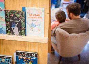 Am 11.10.2023 begann die 23. Europäische Kinder- und Jugendbuchmesse in Saarbrücken.
Foto: Oliver Dietze
--
Veroeffentlichung nur nach vorheriger Honorar-Vereinbarung und mit Namensnennung.
Oliver Dietze // +49-(0)177-9761996 // post@oliverdietze.de // USt-ID DE262797891