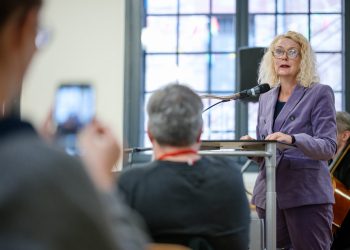 24. Europäische Kinder- und Jugendbuchmesse:
Foto: Oliver Dietze
--
Veröffentlichung nur nach vorheriger Honorar-Vereinbarung und mit Namensnennung.
Oliver Dietze // +49-(0)177-9761996 // post@oliverdietze.de // USt-ID DE262797891