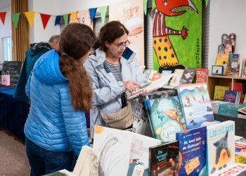 24. Europäische Kinder- und Jugendbuchmesse:
Foto: Oliver Dietze
--
Veröffentlichung nur nach vorheriger Honorar-Vereinbarung und mit Namensnennung.
Oliver Dietze // +49-(0)177-9761996 // post@oliverdietze.de // USt-ID DE262797891