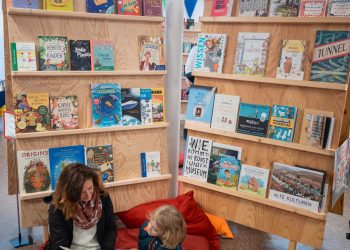 24. Europäische Kinder- und Jugendbuchmesse:
Foto: Oliver Dietze
--
Veröffentlichung nur nach vorheriger Honorar-Vereinbarung und mit Namensnennung.
Oliver Dietze // +49-(0)177-9761996 // post@oliverdietze.de // USt-ID DE262797891
