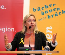 Eröffnung der Kinder- und Jugendbuchmesse in der Stadtbibliothek Saarbrücken.