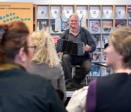Eröffnung der Kinder- und Jugendbuchmesse in der Stadtbibliothek Saarbrücken.