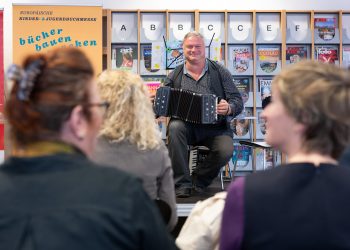 Eröffnung der Kinder- und Jugendbuchmesse in der Stadtbibliothek Saarbrücken.