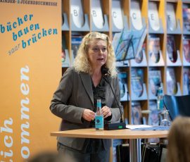 Eröffnung der Kinder- und Jugendbuchmesse in der Stadtbibliothek Saarbrücken.