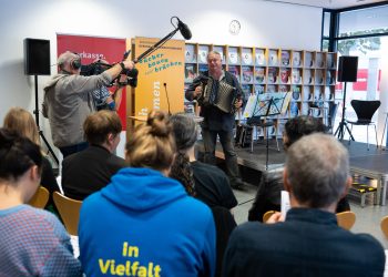 Eröffnung der Kinder- und Jugendbuchmesse in der Stadtbibliothek Saarbrücken.