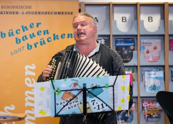 Eröffnung der Kinder- und Jugendbuchmesse in der Stadtbibliothek Saarbrücken.