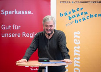 Eröffnung der Kinder- und Jugendbuchmesse in der Stadtbibliothek Saarbrücken.
