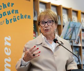 Eröffnung der Kinder- und Jugendbuchmesse in der Stadtbibliothek Saarbrücken.
